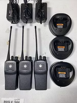 3 Motorola PR400 UHF 16 Channel Two-Way Radios AAH65RDC9AA2AN Chargers Batteries • $350