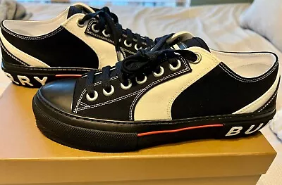 Men's Burberry Shoe Size MSRP $590 Size 9 US/42 • $355