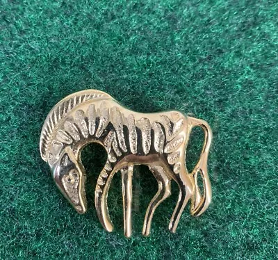 Vintage Gold-Tone Mustang Horse Brooch / Lapel Pin • $12