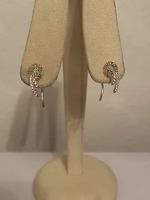 $44.10 • Buy New Chamilia 925 Sterling Silver Swarovski Snowflake Climber Earrings 1311-0130