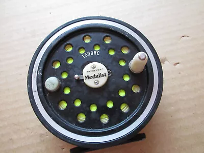 Pflueger Medalist 1498RC Fly Fishing Reel Made USA • $2