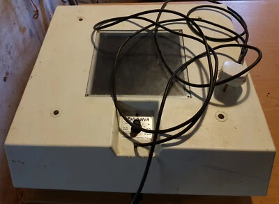£37 • Buy Brinsea Polyhatch Egg Incubator - Needs Repair - Or Parts/spares