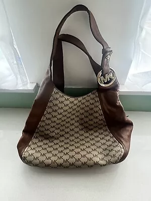 Michael Kors Fulton Signature  Vanilla /acorn Medium Hobo • $44.99