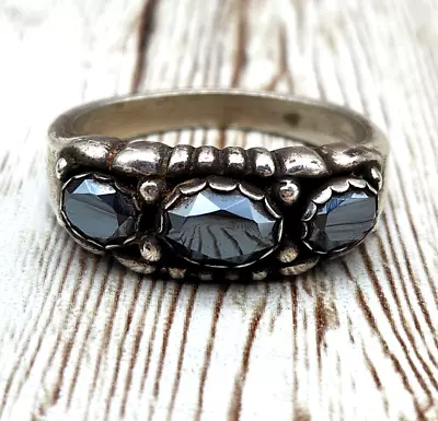 Vintage Wheeler Mfg. Sterling Silver Hematite 3 Stone Ring Size 13.75 Signed • $43.50