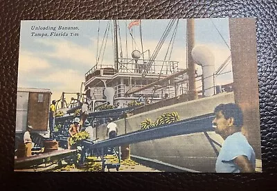 Vintage Linen Postcard Unloading Bananas Tampa Florida Boat Ship Tichnor FL • $3.99