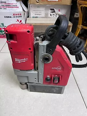 USED Milwaukee 4272-21 1-5/8  Auto-Stop Electromagnetic Drill Kit  1PC 110V • $660