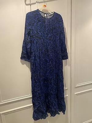 ZARA BLACK/blue ANGEL  TIERED DRESS Size M • £5