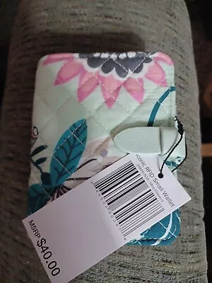 Vera Bradley RFID Small Wallet Mint Flowers. Cute Summer Pattern. • $14.99