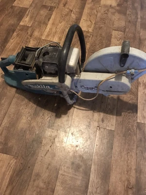£70 • Buy Makita Dpc 12” Petrol Disc Cutter Petrol Saw - Similar To Stihl Cut Off Saw