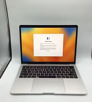 MacBook Pro Retina 13.3-inch (2019) - Core I7 16GB - SSD 256GB • $409.99