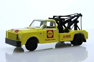 1967 Chevy C-30 Shell Oil Wrecker Tow Truck Dually 1:64 Diecast Model Yellow • $13.95