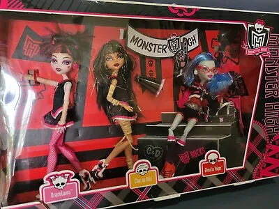 Monster High Fearleading Draculaura Cleo Ghoulia Yelps Doll 3 Pack • $235