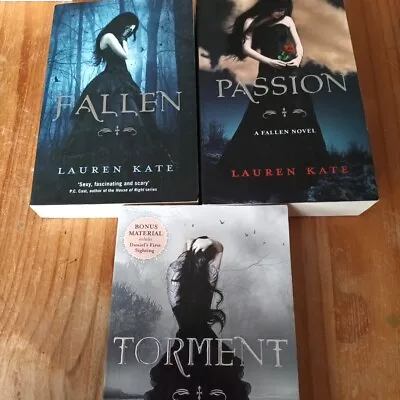 Lauren Kate Paperback Bundle • £9.75