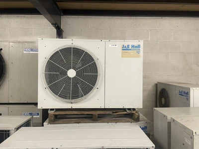 £450 • Buy 3.5 HP J&E Hall Condensing Unit Coldroom Chiller Multideck Refrigeration