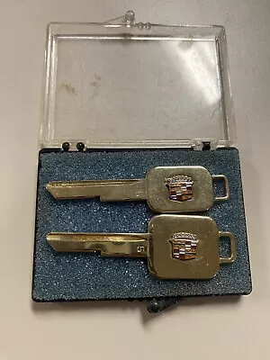 Vintage Cadillac #5 Key Set UNCUT And In Original Case Gold Color Beautiful L@@K • $49.95