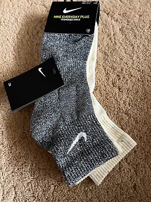 Nike Everyday Plus Mens Cushion Ankle Socks Multicolor Gray Cream 2-Pack • $16.99