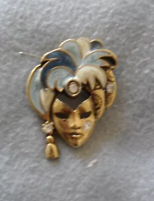 Vintage Mask Style Brooch • £6.50