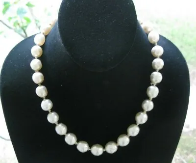   Vintage Estate Jewelry Heavy Faux Pearl Beaded Gold Tone Strand Necklace 18  • $14.99