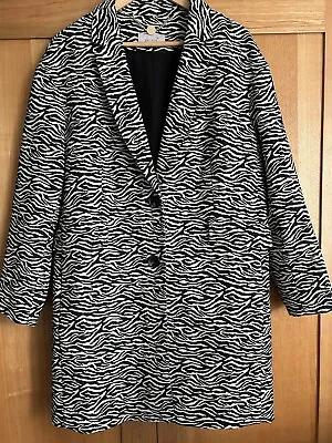 Per Una Ladies Zebra Print Coat Lined Stylish Spring Size 14 GC Pre-Loved • £15