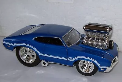 1:24 MUSCLE MACHINES 1970 Oldsmobile 442 BLUE • $24.99