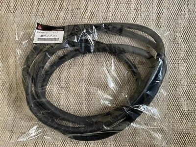 Mitsubishi Genuine Montero Pajero Sunroof Lid Weatherstrip MR523599 OEM JDM • $148