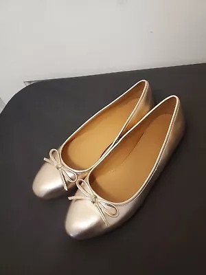 EC J. Crew Rosegold Ballet Style Flats With Bow Accent Size 9.5 Shiny Party • $25.99