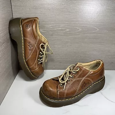 DR DOC MARTENS 90s Daisy Leather Oxford Chunky Shoes Womens Sz 7 12283 Brown Y2K • $139.99