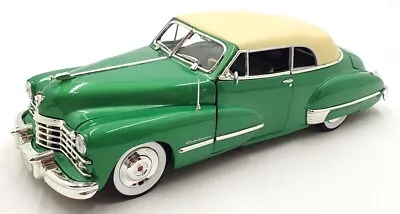 Auto World 1/18 Scale AW315/06 - 1947 Cadillac Series 62 Soft Top - Green • £139.99