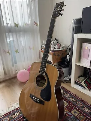 Yamaha FG432S Acoustic Guitar  • £300