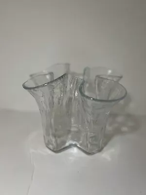 Muurla Finland Eva Clear Handkerchief Ruffled Art Glass Vase 1980s 8  • $9.99
