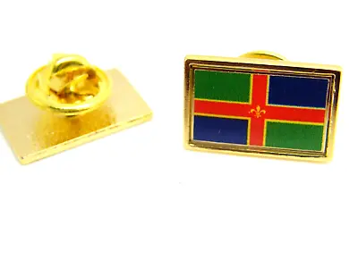 Lincolnshire Lapel Pin Flag Gift Gold Plated • £2.99