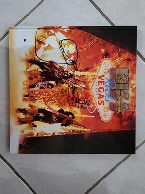 $9.50 • Buy Kiss Rocks Vegas Deluxe Book Set Blu-ray Dvd Two Cd Signed By Gene Simmons!