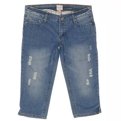 Mudd Cropped Jeans Junior Size 11 33x19 Distressed Low Rise Medium Blue Denim • $17.99