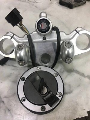 $279 • Buy 02 Triumph Speed Triple 955i 955 I Key And Ignition Switch Lock Set Gas Cap 