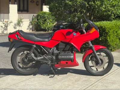 Motorcycle • $8000