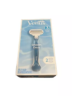 Venus Smooth Women's Razor + 2 Razor Blade Refills • $8.90