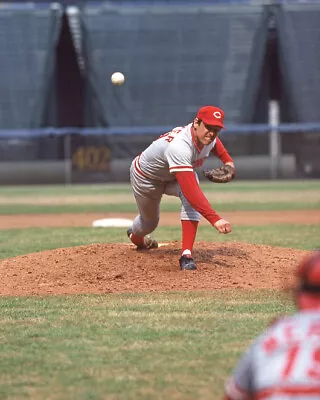 Cincinnati Reds TOM SEAVER Glossy 8x10 Photo Print Baseball Poster HOF 1992 • $5.49