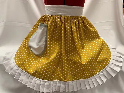 RETRO VINTAGE 50s STYLE HALF APRON / PINNY - MUSTARD / GOLD WITH WHITE STARS • £19.99