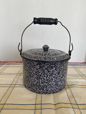 Vintage Black & White Enamelware Berry Bucket /Lunch Pail With Lid & Bail Handle • $49.95