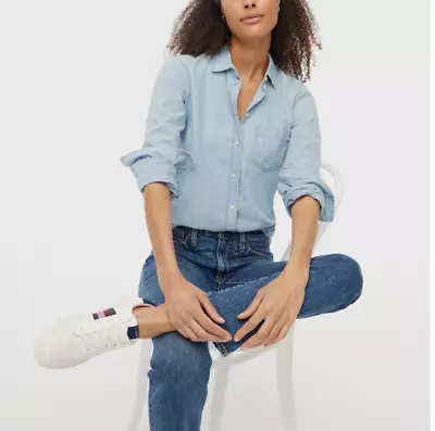 J. Crew Women's (XXS) Blue LS Button Up Chambray Shirt In Signature Fit J4720 • $19.99