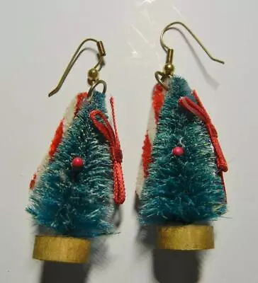$9.99 • Buy Vintage Green Bottle Brush Christmas Tree Pierced Earrings
