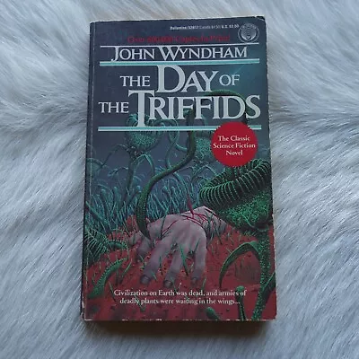 Vintage JOHN WYNDHAM The Day Of The Triffids 1989 1980s Vintage Sci Fi Book • £51.64