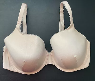 Victoria’s Secret Body By Victoria Lined Perfect Coverage Bra Pink Shimmer 34DD • $22.50