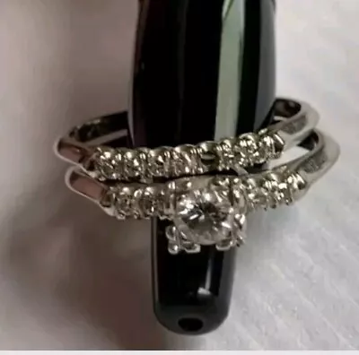 14k White Gold Diamond Wedding Ring Set Pre-owned • $325