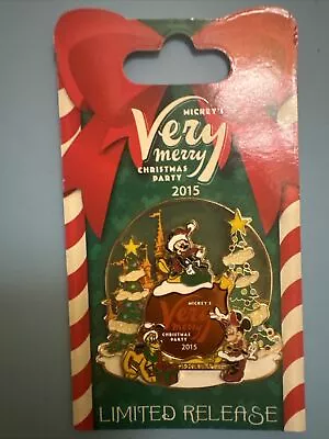 Disney World - Very Merry Christmas Party 2015 - Mickey Minnie Pluto Santa Pin • $19