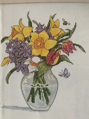 Daffodil Vase Cross Stitch Design Chart • £1.29