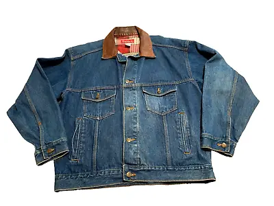 Vintage Marlboro Country Store Denim Trucker Jacket Mens LARGE Leather Collar • $28.50