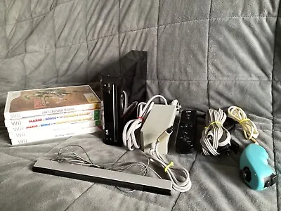 Nintendo Wii Console Bundle • $90