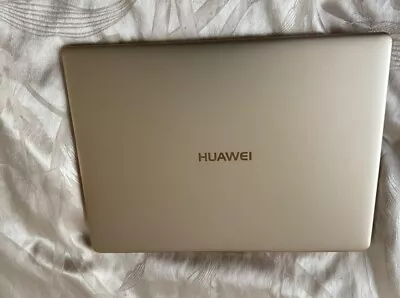 Huawei Matebook X Pro Signature Gold13.9  (512GB SSD Intel Core I7 2.7GHzB 8GB • £200