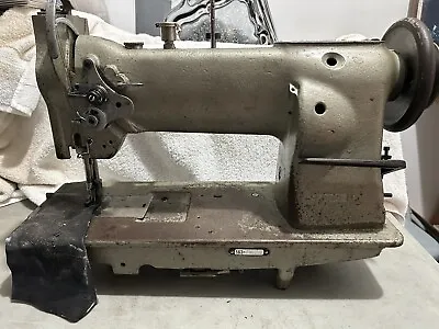 Juki LU563 Sewing Machine Large Bobbin With Reverse Works Great! • $500